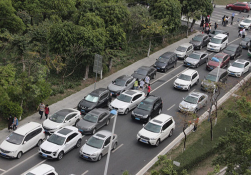 最高可享1万元！汽车以旧换新补贴申领指引→