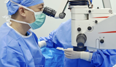 24岁男子角膜陈旧性损伤，ICL手术后视力逆袭至1.2！